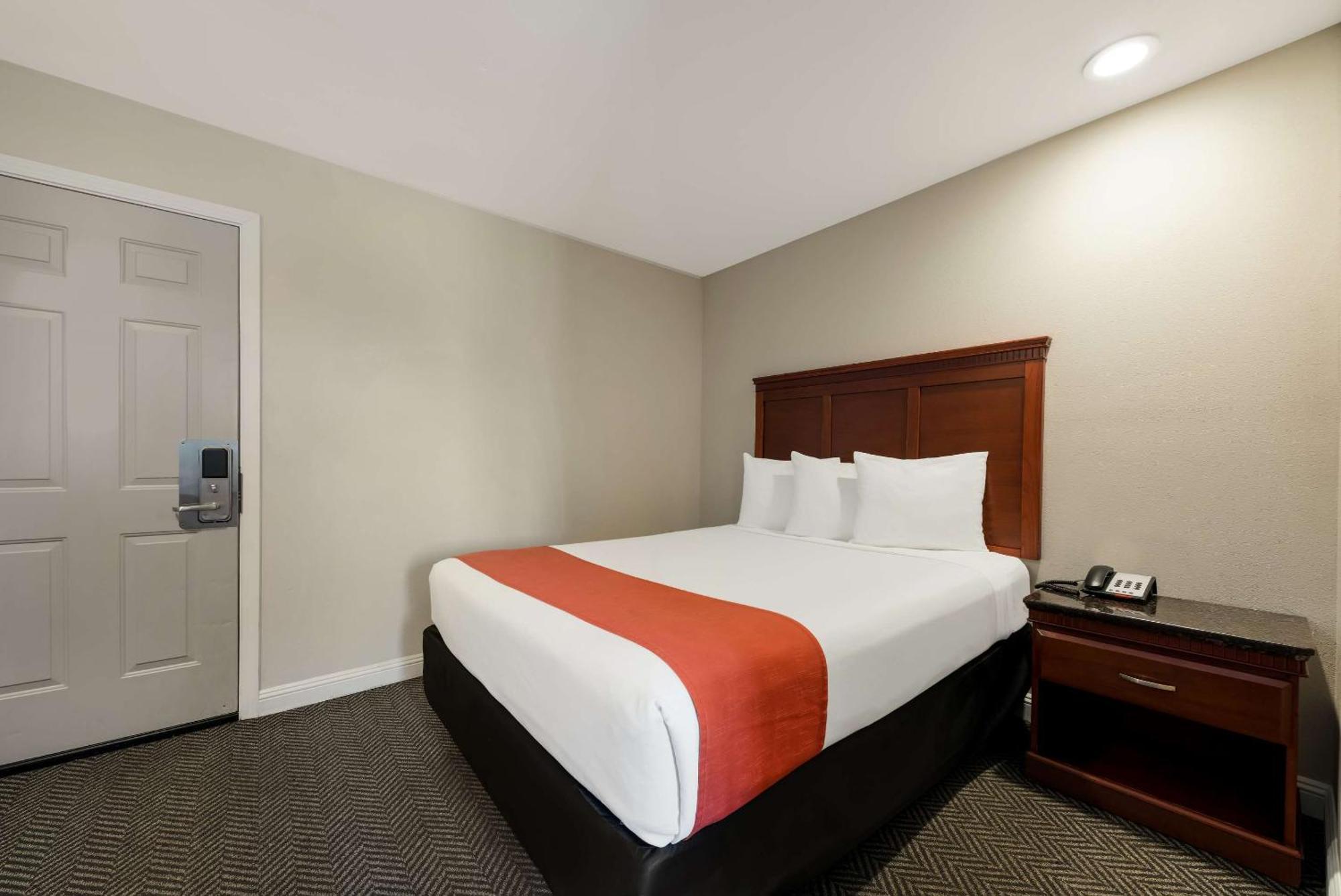 Rodeway Inn South San Francisco Airport Bagian luar foto