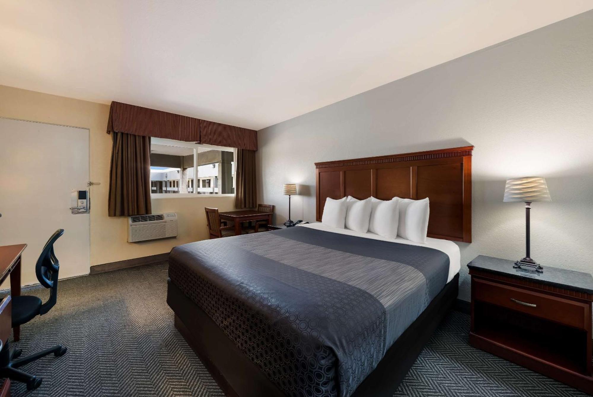 Rodeway Inn South San Francisco Airport Bagian luar foto