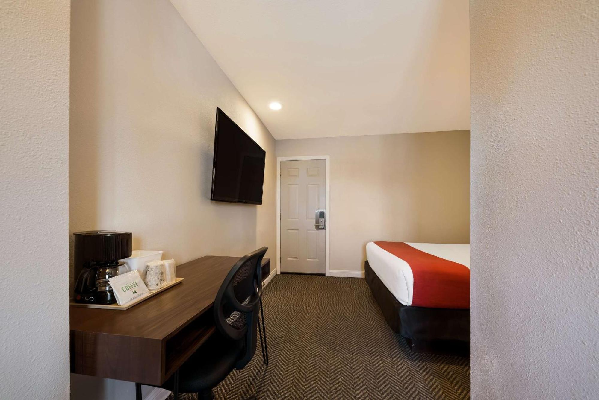 Rodeway Inn South San Francisco Airport Bagian luar foto