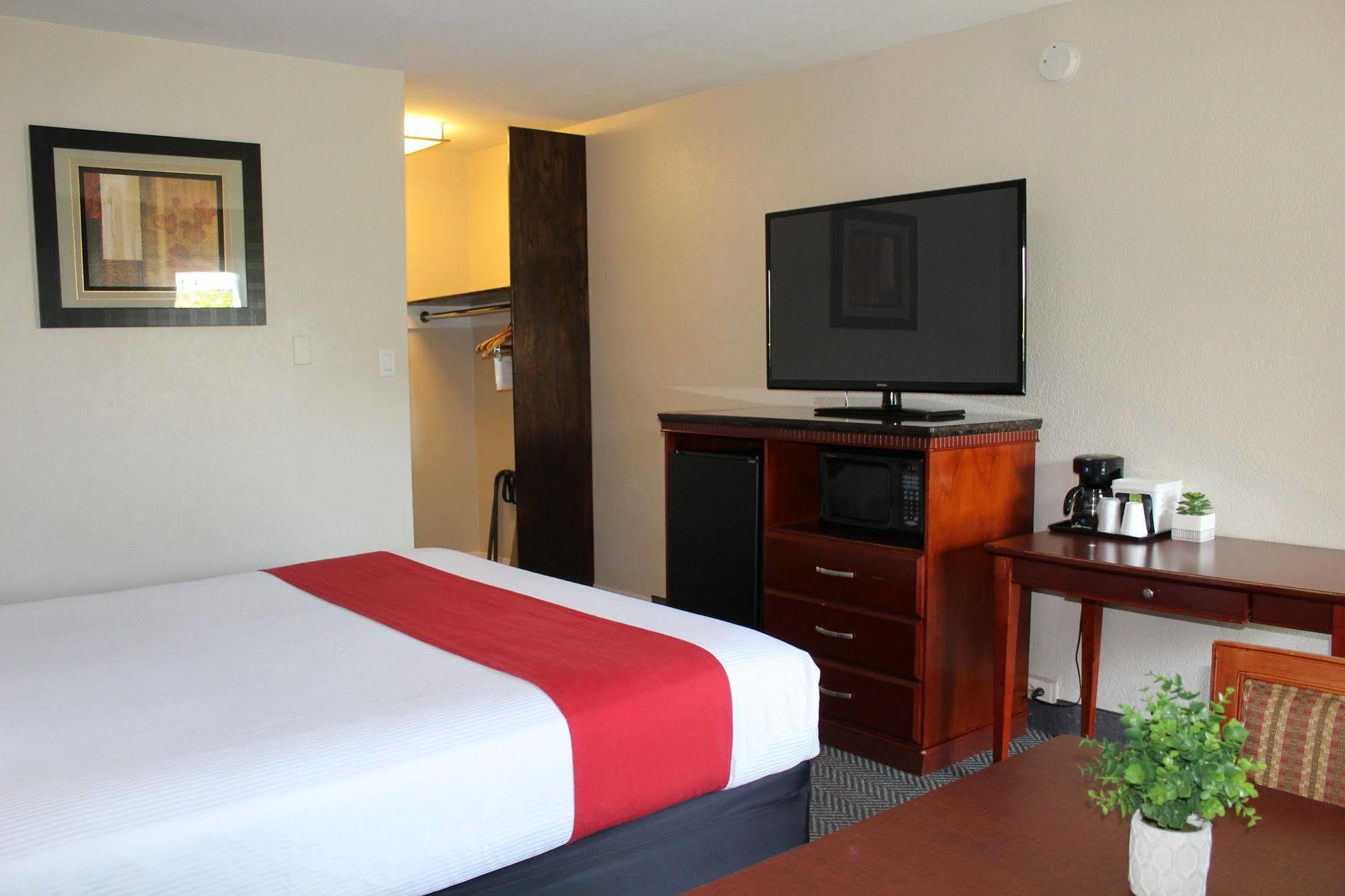 Rodeway Inn South San Francisco Airport Bagian luar foto